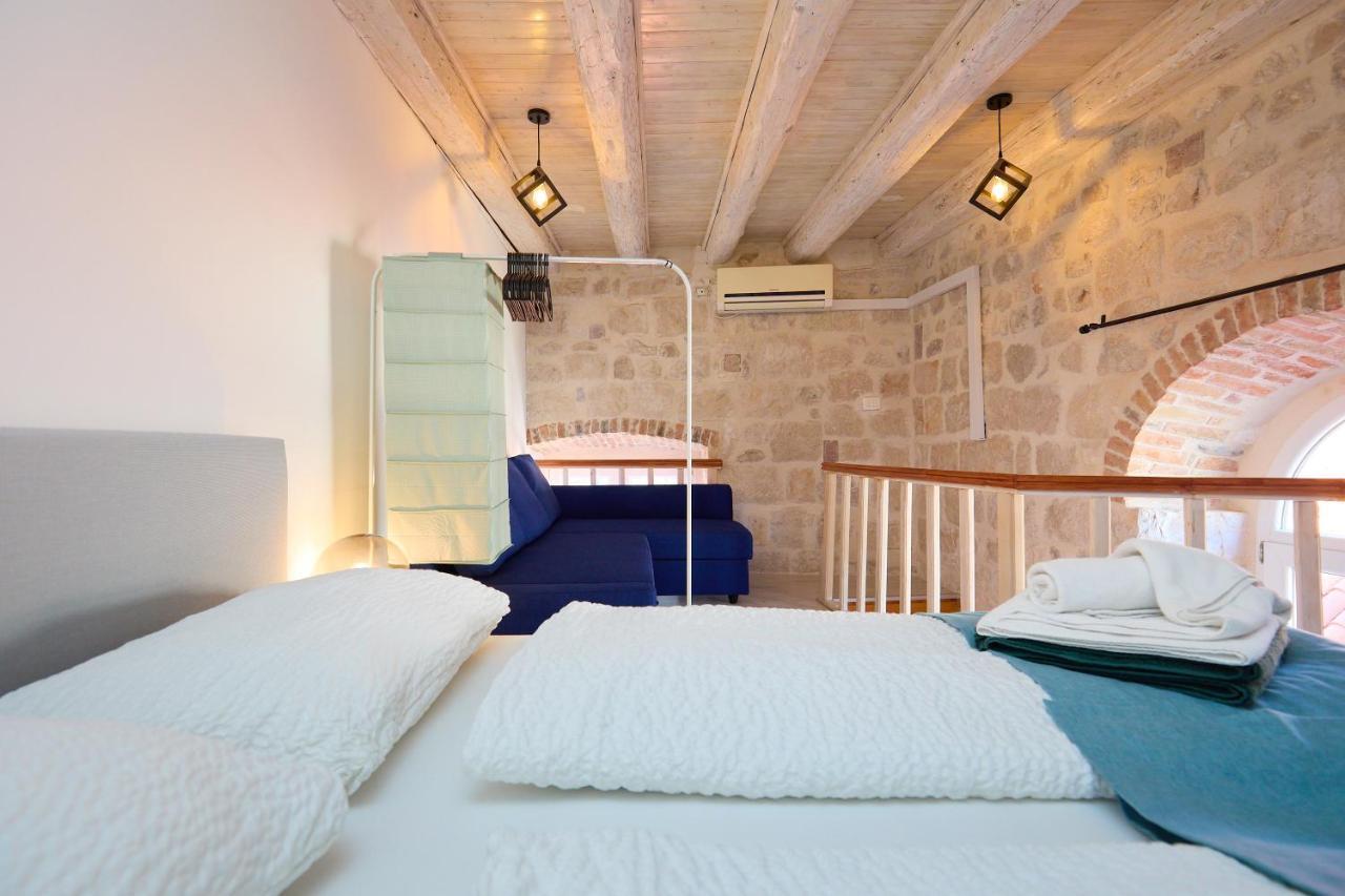 Dominium Premium Location Apartment